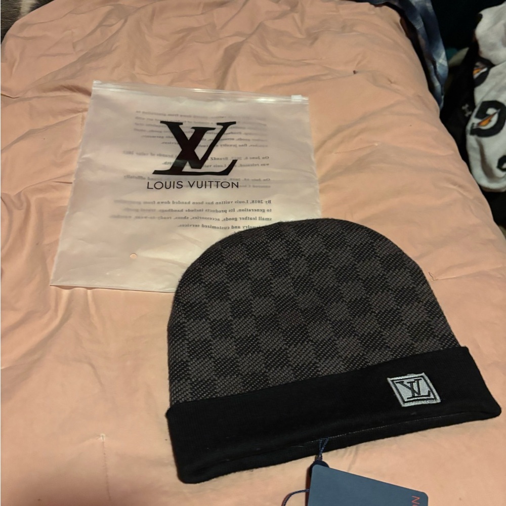 Louis Vuitton Monogram Black and Gray Beanie